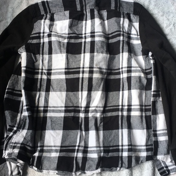 Forever 21 plaid men’s hoodie shirt - Picture 2 of 3
